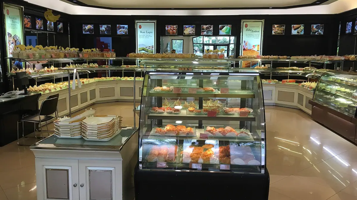 Nafees Bakers – bakery in Moorhey, Oldham